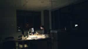 Mehr über den Artikel erfahren Krafttraining bei Schichtarbeit: Schlaf, Meal Timing und Energie im Griff